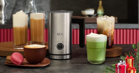 Türchen 15: Gewinne einen Milchaufschäumer von AEG!