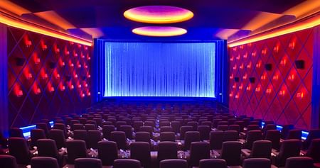 Erlebe in der Residenz Köln, einer ASTOR Film Lounge, Filme und mehr mit Top-Technik und Service in elegantem Ambiente. Spare jetzt 20% auf dein Kinoticket mit unserem Studentenrabatt!