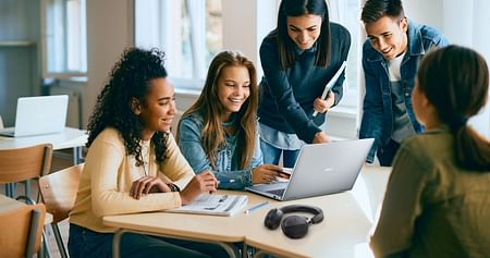 Leistungsstarke Technik für dein Studium, Homeoffice oder Gaming-Setup jetzt noch günstiger: Sichere dir 3% Studentenrabatt auf alle PCs, Monitore und Zubehör von Dell und hol dir dein Setup zum smarten Studi-Preis!