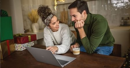 Hol dir leistungsstarke Dell Technik für dein Studium, Homeoffice oder Gaming-Setup jetzt noch günstiger und sichere dir 6% Studentenrabatt auf alle Monitore G, AW, S, SE sowie sämtliches Zubehör! Auch gültig auf bereits reduzierte Bildschirme! 