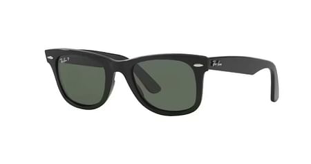 Die stylischen Ray-Ban Sonnenbrillen erhältst du bei discountlens sagenhaft günstig! Zum Diskontpreis sparst du mit Studentenermäßigung nochmal 15% - auch auf viele weitere beliebte Sonnenbrillen-Marken!