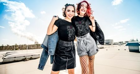 Von Disney bis Metallica, hier finden Fans alles, was das Herz begehrt! Mit unserem EMP Studentenrabatt sicherst du dir -15% auf deine Bestellung von Band- und Fan-Merchandise, das es so nirgends sonst zu kaufen gibt.