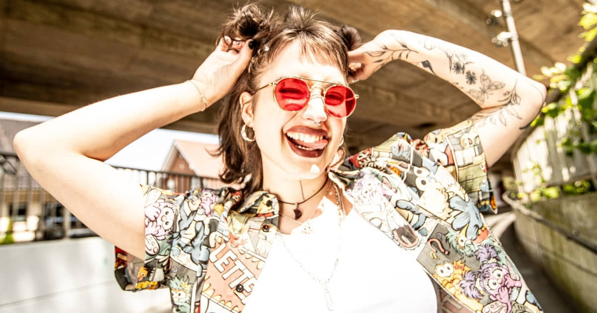 EMP Gutschein mit 15% Studentenrabatt auf Merch & Labels wie Dr. Martens, New Balance, Adidas etc.