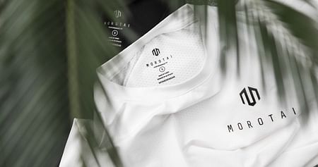 Entdecke deine neue Marke für Sport & Alltag: MOROTAI – bekannt aus "Die Höhle der Löwen" – verbindet funktionale Activewear mit Komfort & cleanem Design. Es winken 25% Studentenrabatt auf das gesamte Sortiment, mehrmals und inkl. SALE!