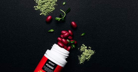 Qinao® POWER ist dein Brainfood für mehr Energie und bringt dich in Hochform. Dank unseres Qinao® Studentenrabatts profitierst du von bis zu -44% auf die natürlichen Wachmacher und das ganze weitere Sortiment. Inkl. SALE und mehrmals einlösbar!