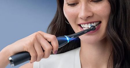 In Sachen elektrische Zahnbürsten gibts nur eine Wahl: Oral-B! Mit diesem Studentenrabatt bekommst du 15% Studentenrabatt auf alle iO Modelle - unsere Fortschrittlichste Technologe aller Zeiten!