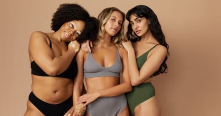 Sichere dir geniale Periodenunterwäsche, Unterwäsche und Intimpflege bei snuggs und hol dir 25% Studentenrabatt auf alles inkl. SALE. Kombinierbar mit Bundle-Angeboten, mit denen du nochmal bis zu 25% Nachlass erhältst!