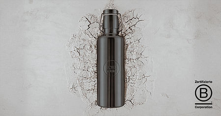 soulbottles hat sich in schickem Design dem täglichen Kampf gegen Plastik verschrieben. Mit unserem soulbottles Gutscheincode bekommst du 20% Rabatt auf alle Glas- und Stahlflaschen sowie Zubehör!