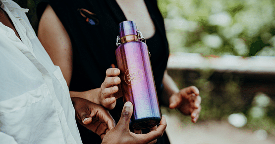 soulbottles hat sich in schickem Design dem täglichen Kampf gegen Plastik verschrieben. Mit unserem soulbottles Studentenrabatt bekommst du 20% Nachlass auf alle Glas- und Stahlflaschen sowie Zubehör!
