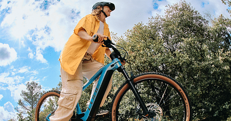 Entdecke geprüfte refurbished E-Bikes von Top-Marken zum fairen Preis bei Upway, 1 Jahr Garantie, großer Auswahl & Lieferung in nur 7 Tagen. Und gönn dir on top einen fetten Studentenrabatt von 150€ auf dein neues Fahrrad – SALE inklusive!