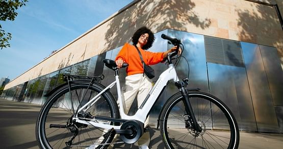 Entdecke geprüfte refurbished E-Bikes von Top-Marken zum fairen Preis bei Upway, 1 Jahr Garantie, großer Auswahl & Lieferung in nur 7 Tagen. Und gönn dir on top einen fetten Studentenrabatt von 150 CHF auf dein neues Fahrrad – SALE inklusive!