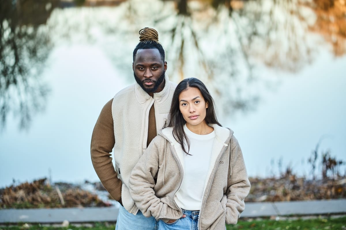 21% Studentenrabatt auf faire und nachhaltige Styles von WIR SIND ROBIN HOOD - mit 100% Impact.